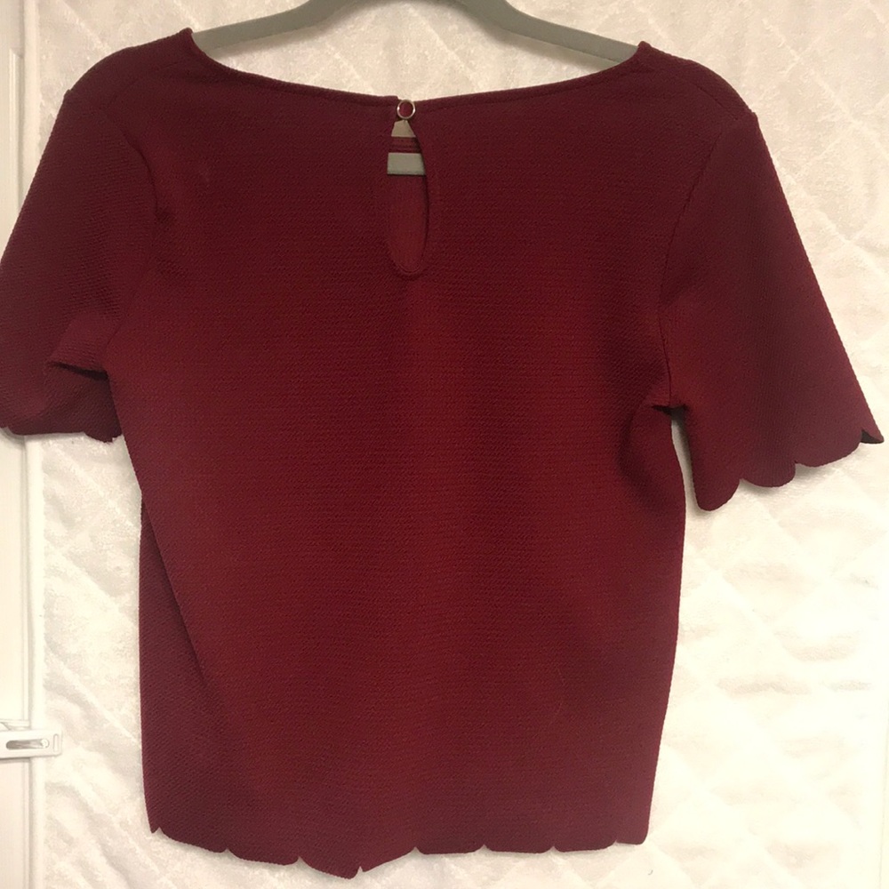 Crop top - Picture 2 of 2
